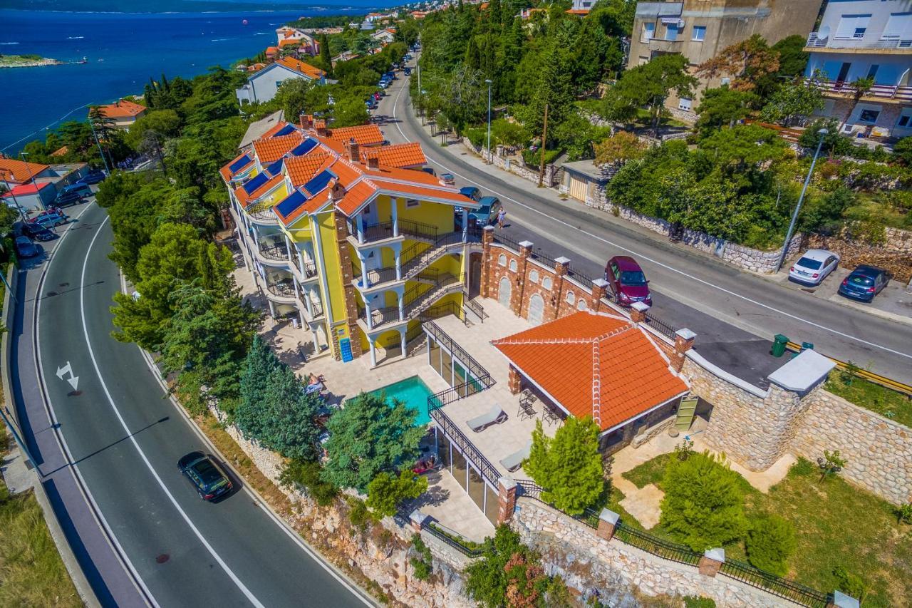 Palace Paulina Residence Novi Vinodolski Ngoại thất bức ảnh