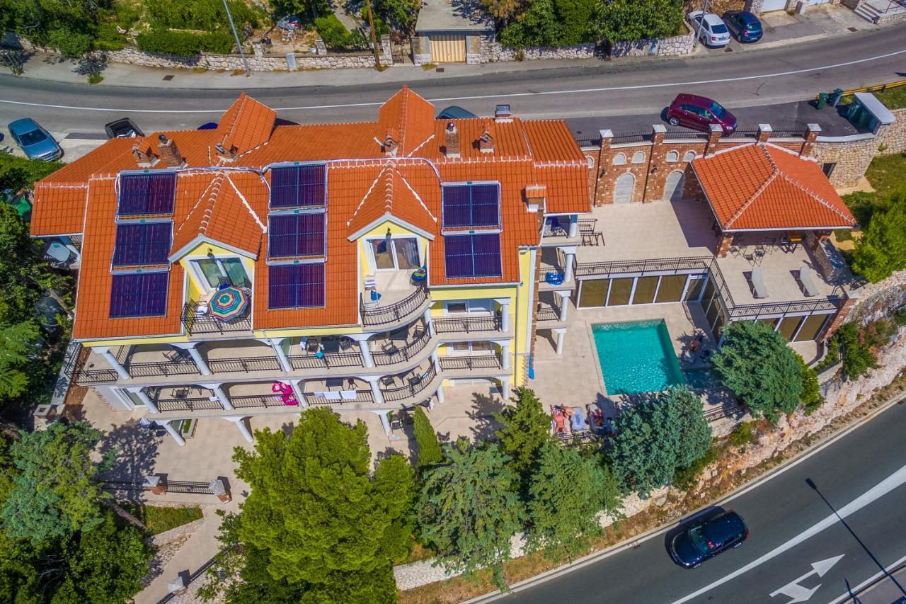 Palace Paulina Residence Novi Vinodolski Ngoại thất bức ảnh